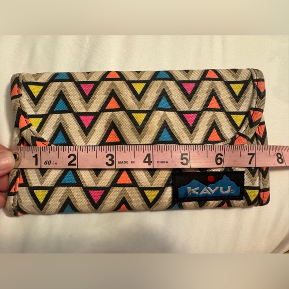 KAVU Women’s Big Spender Multi Colored Wallet - Picture 5 of 7
